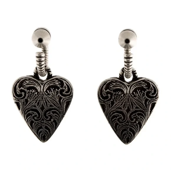 Gucci Sterling Silver Omnia Amor Aman Tibus Drop Heart Earrings - Picture 3 of 9